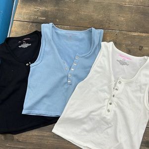 Set of three tank tops